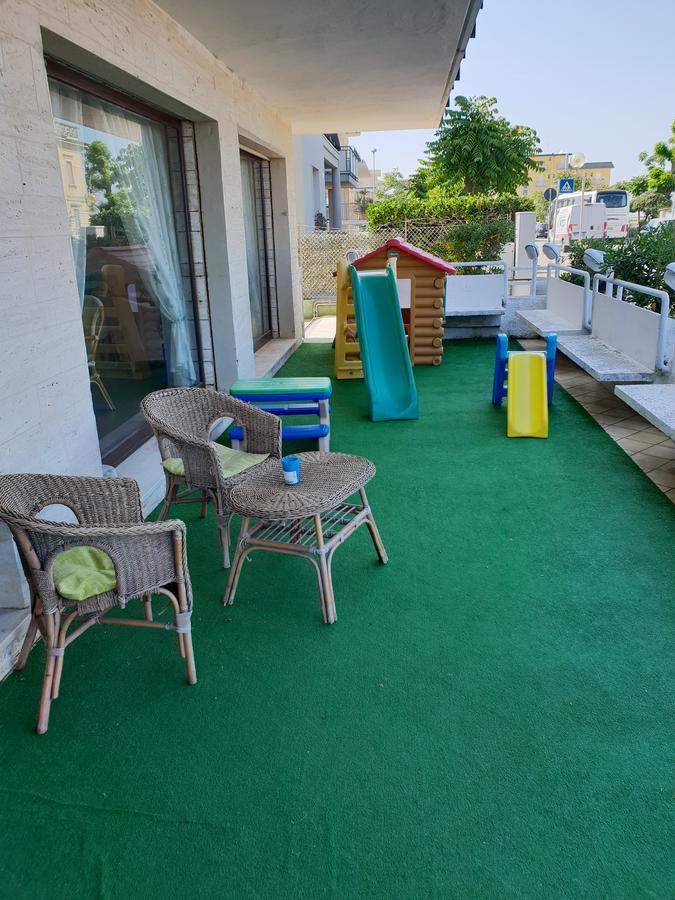 Hotel Brenta Viserbella di Rimini Luaran gambar