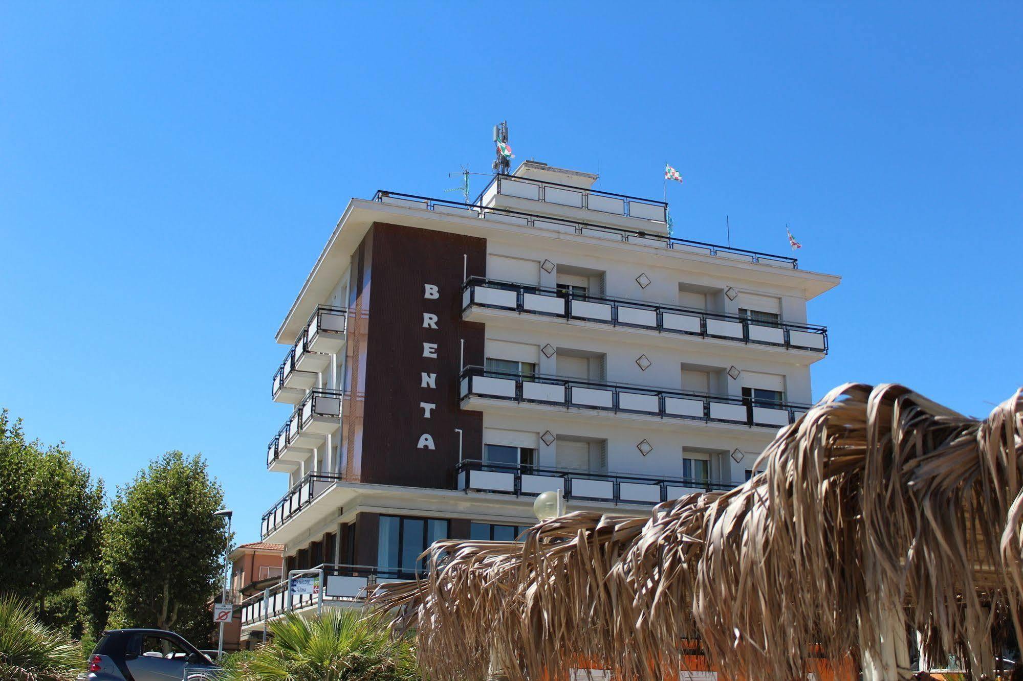 Hotel Brenta Viserbella di Rimini Luaran gambar