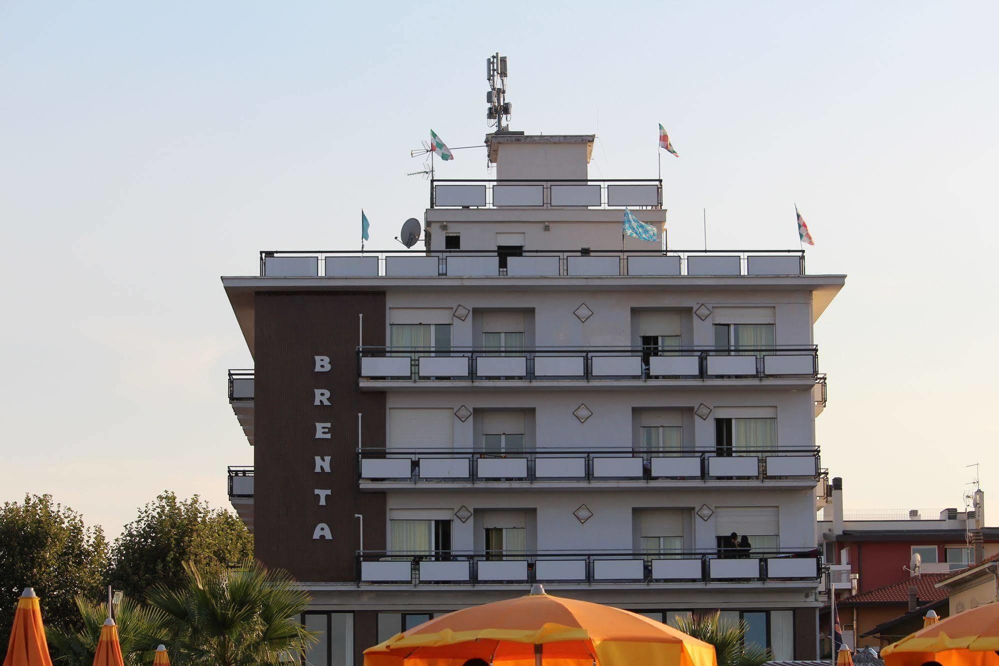 Hotel Brenta Viserbella di Rimini Luaran gambar