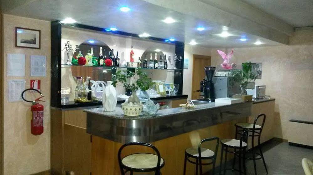 Hotel Brenta Viserbella di Rimini Luaran gambar